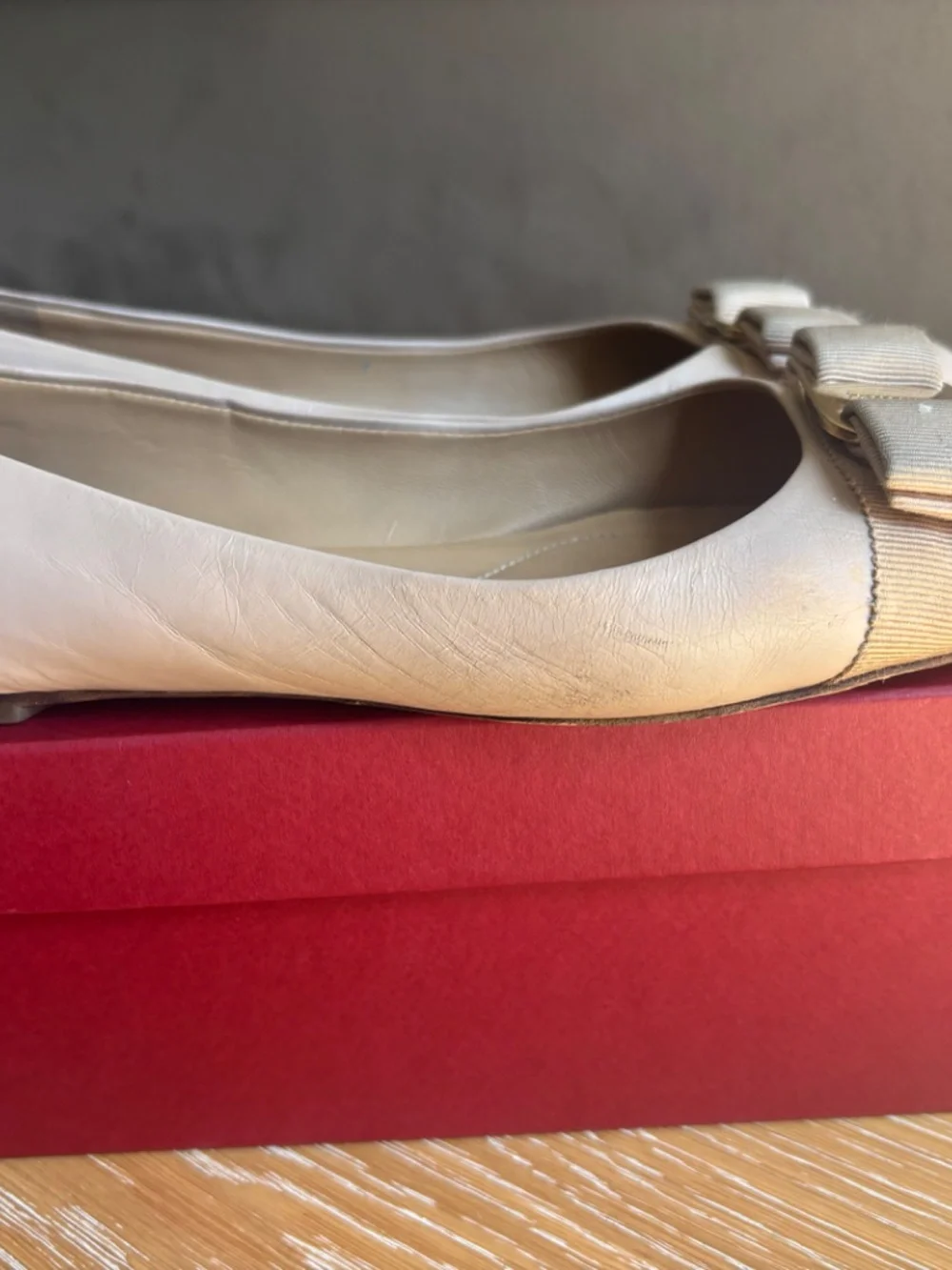 Salvatore Ferragamo Varina Nude/Tan Calf Leather Ballet Flats 37 (US 7) - Picture 5 of 12